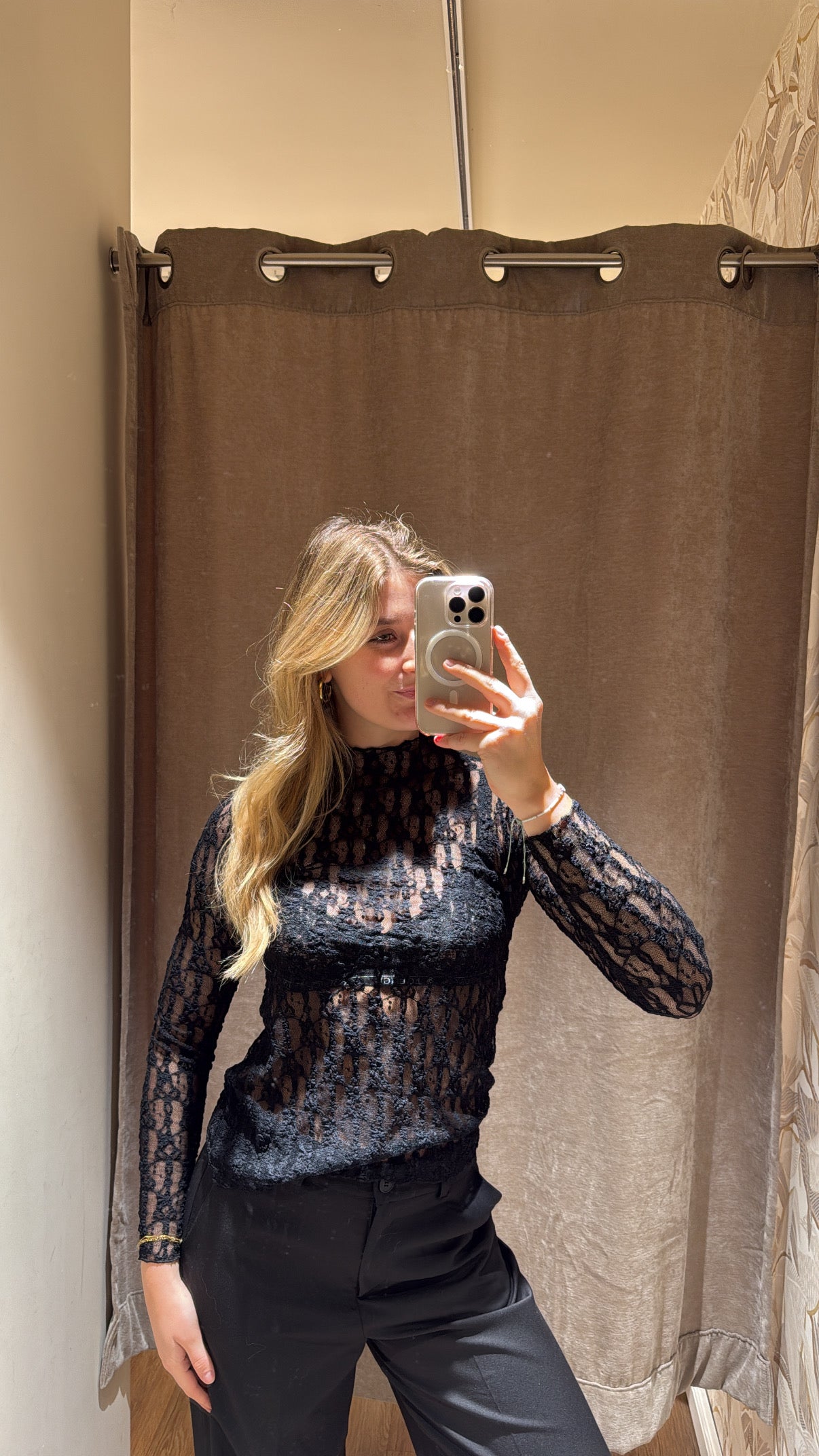 SPITZENLONGSLEEVE SCHWARZ