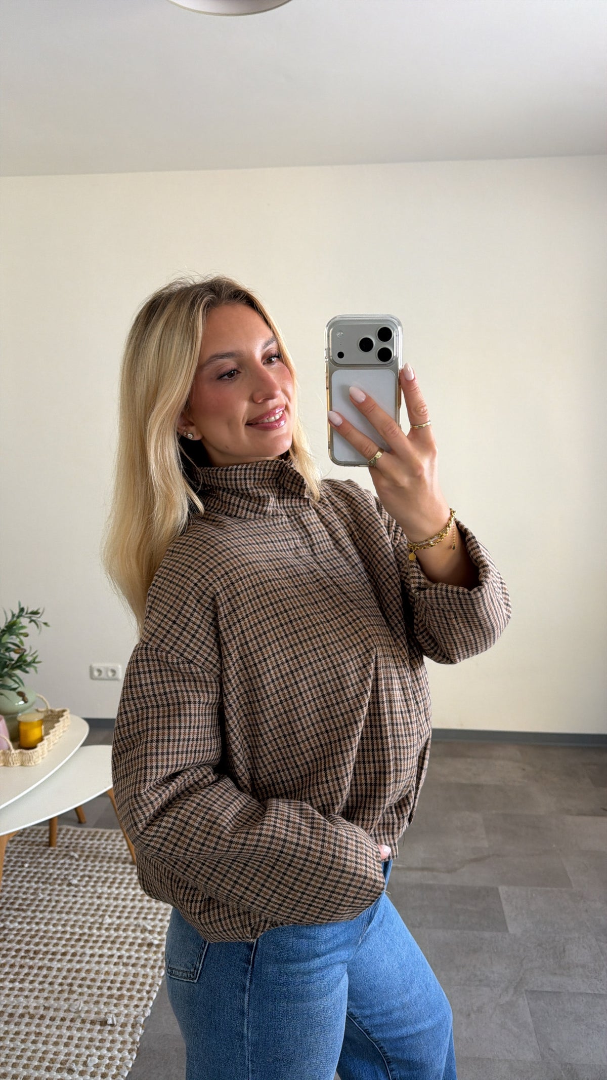CHECK OVERSIZED PUFFER BOMBER JACKET