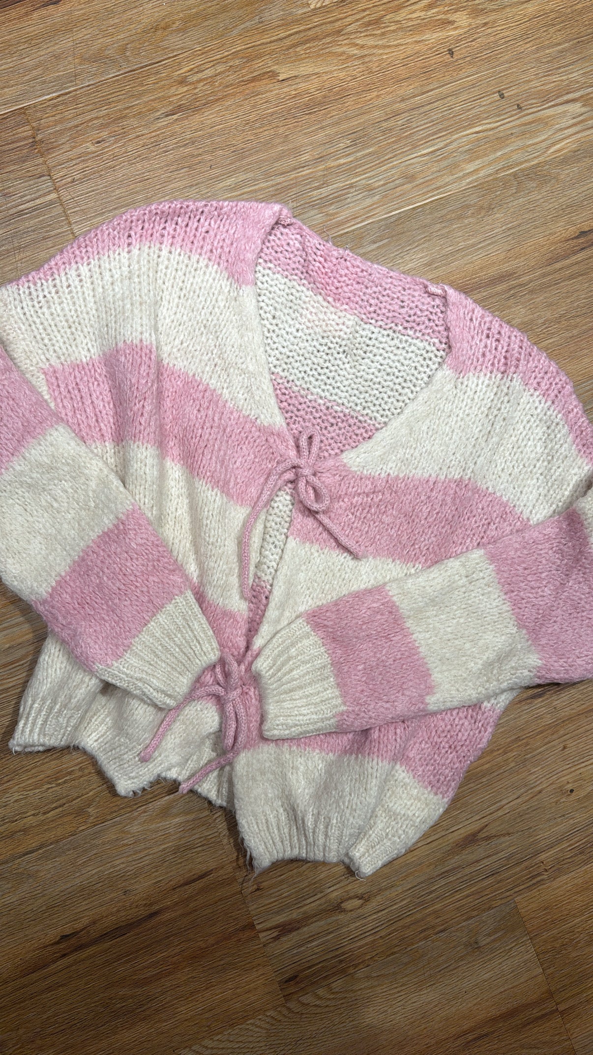 Schleifencardigan mit Streifen rosa