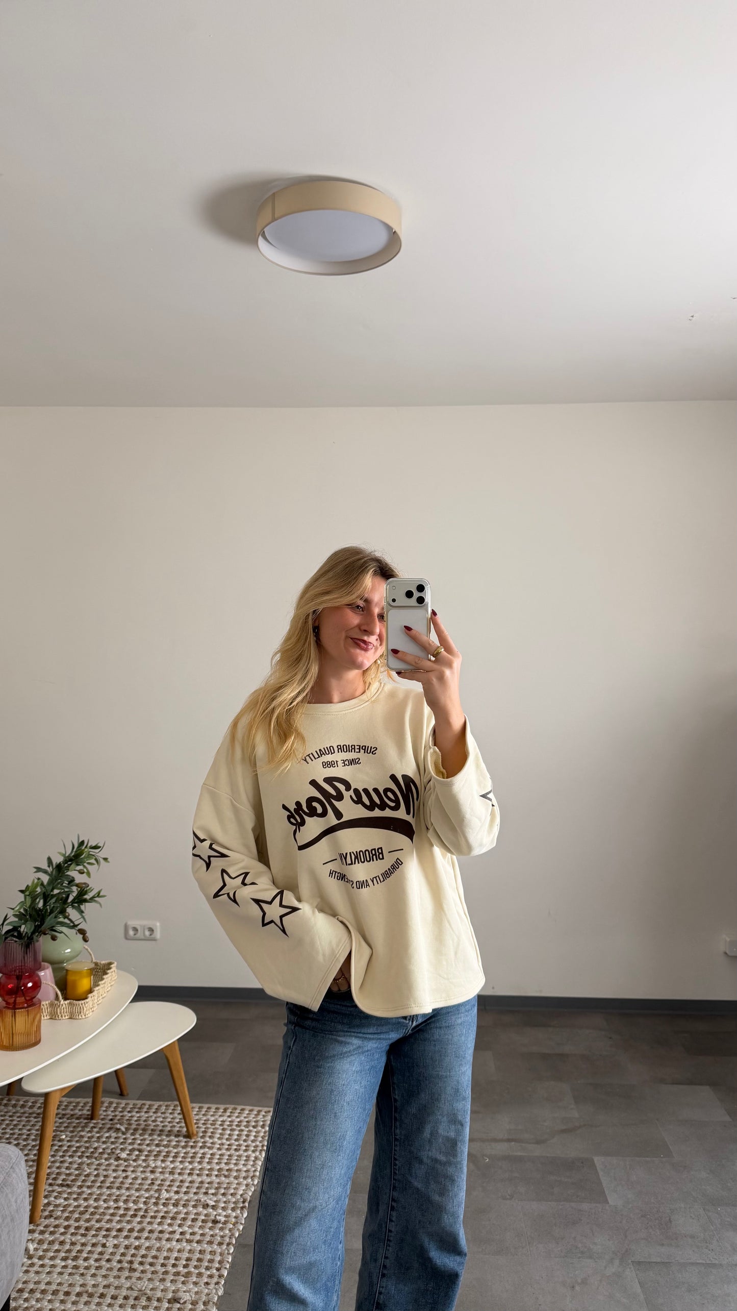 STAR SLEEVE SWEATER BEIGE