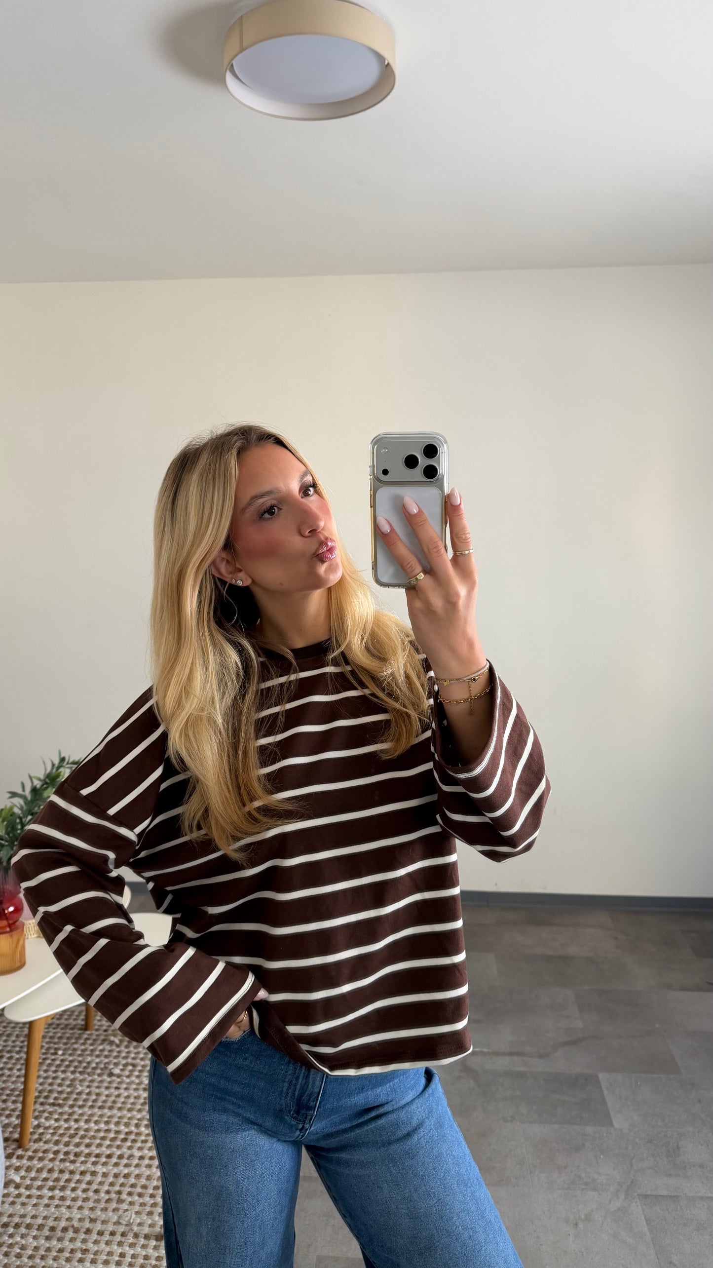 STRIPED LONGSLEEVE CHOCLATE WHITE