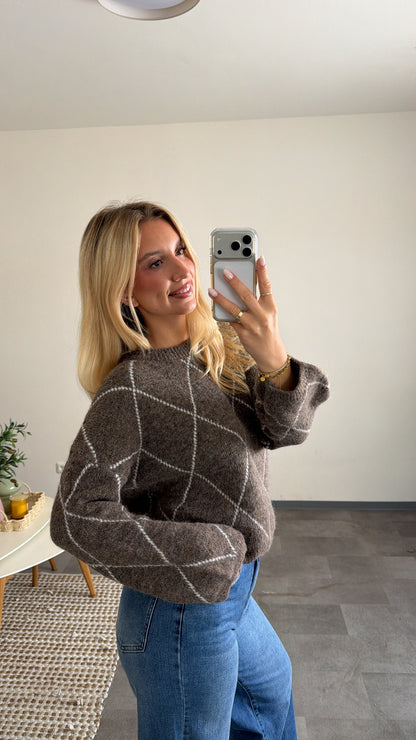 ARGYLE KNIT SWEATER MOCCA WHITE