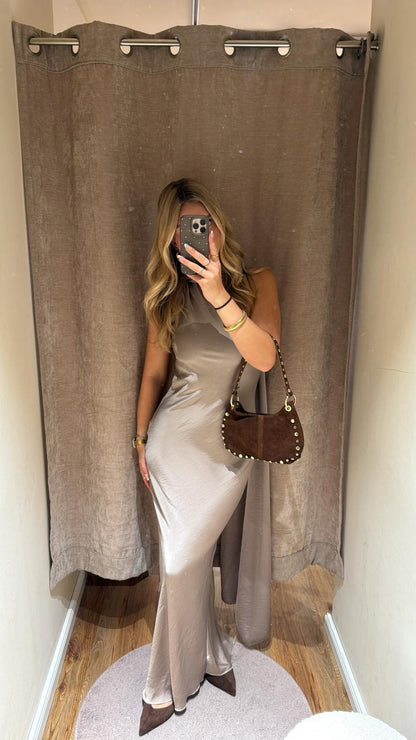 ASYMMETRISCHES KLEID MIT SCHAL DETAIL CHAMPAGNER