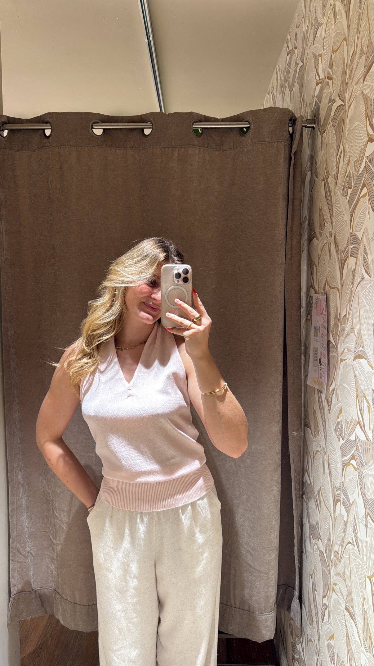 SOFT KNIT NECKHOLDER TOP