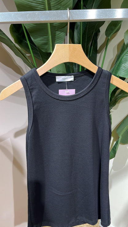 BASIC TOP BLACK
