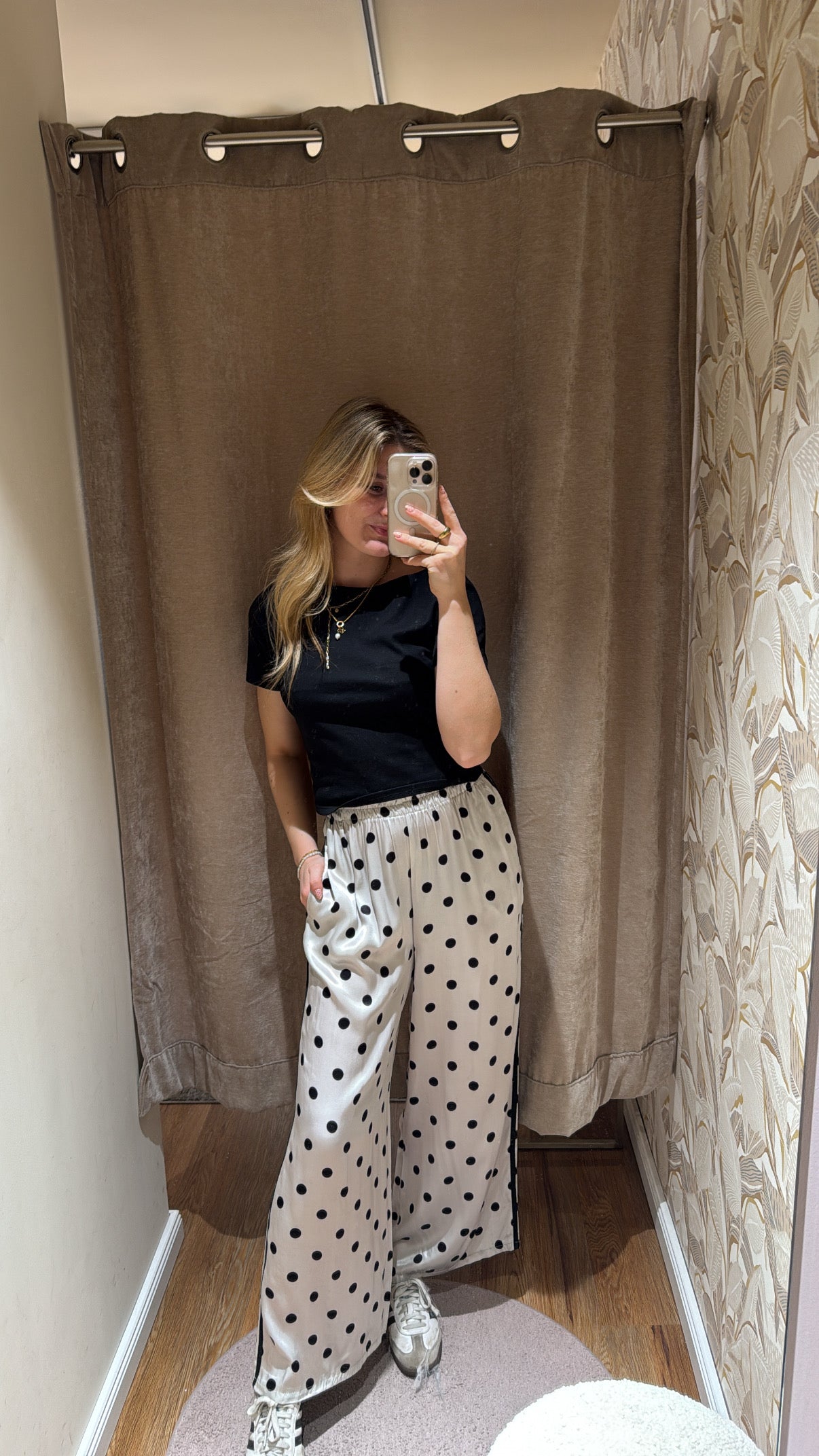 POLKA DOTS SATINHOSE GREIGE