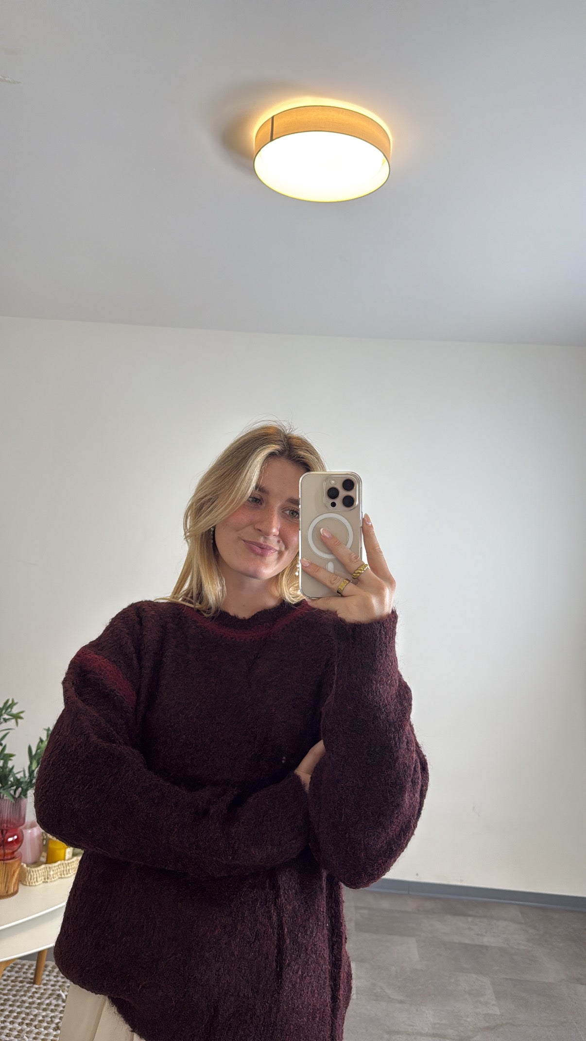 Scandinavian Pullover cherry