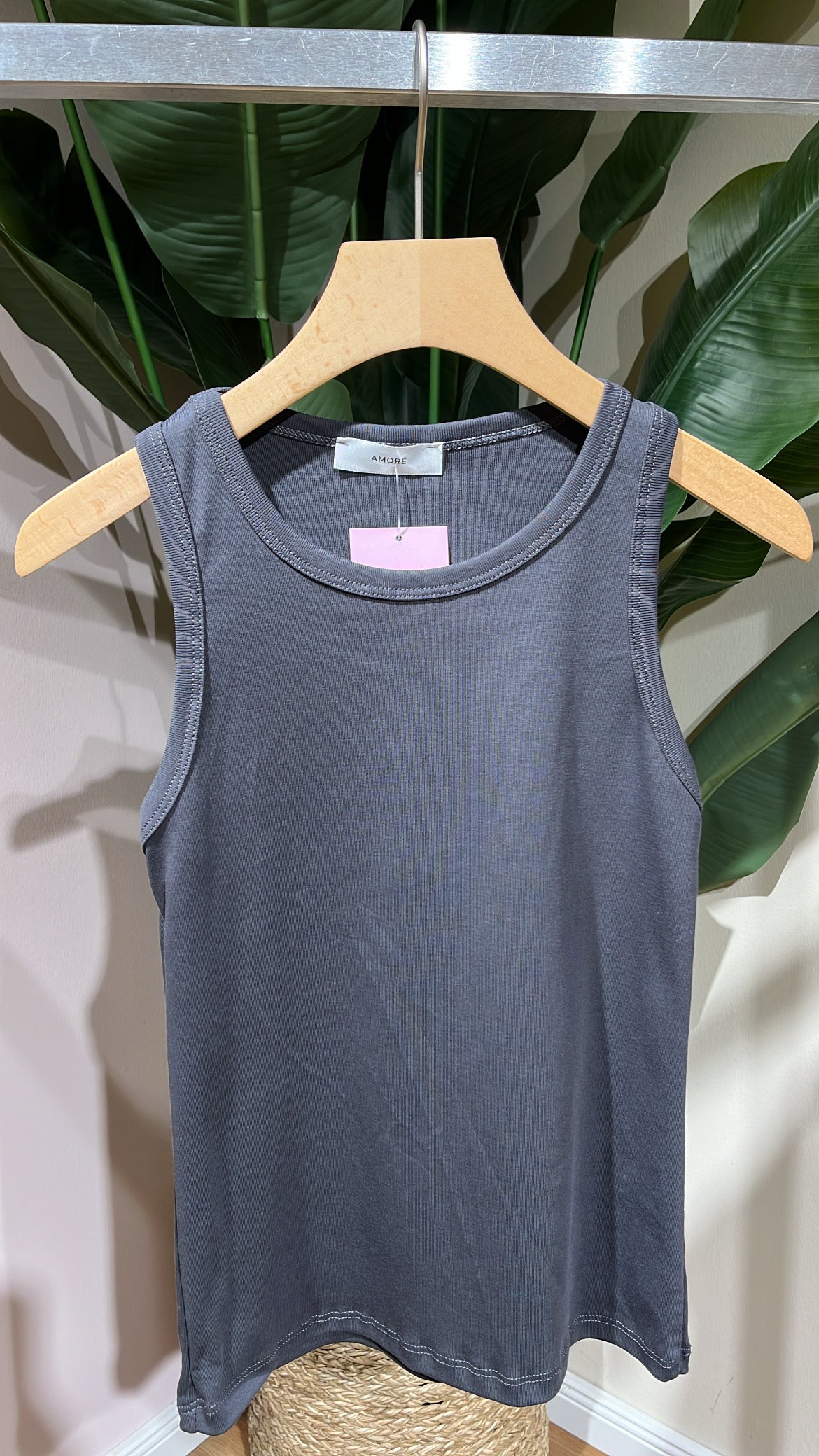 BASIC TOP DARK GREY