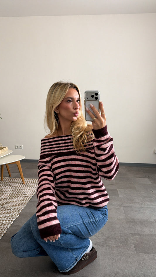 OFF-SHOULDER STRIPED PULLOVER BERRY