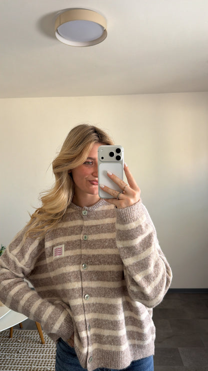 MATCHA PATCH CARDIGAN BEIGE CREAM