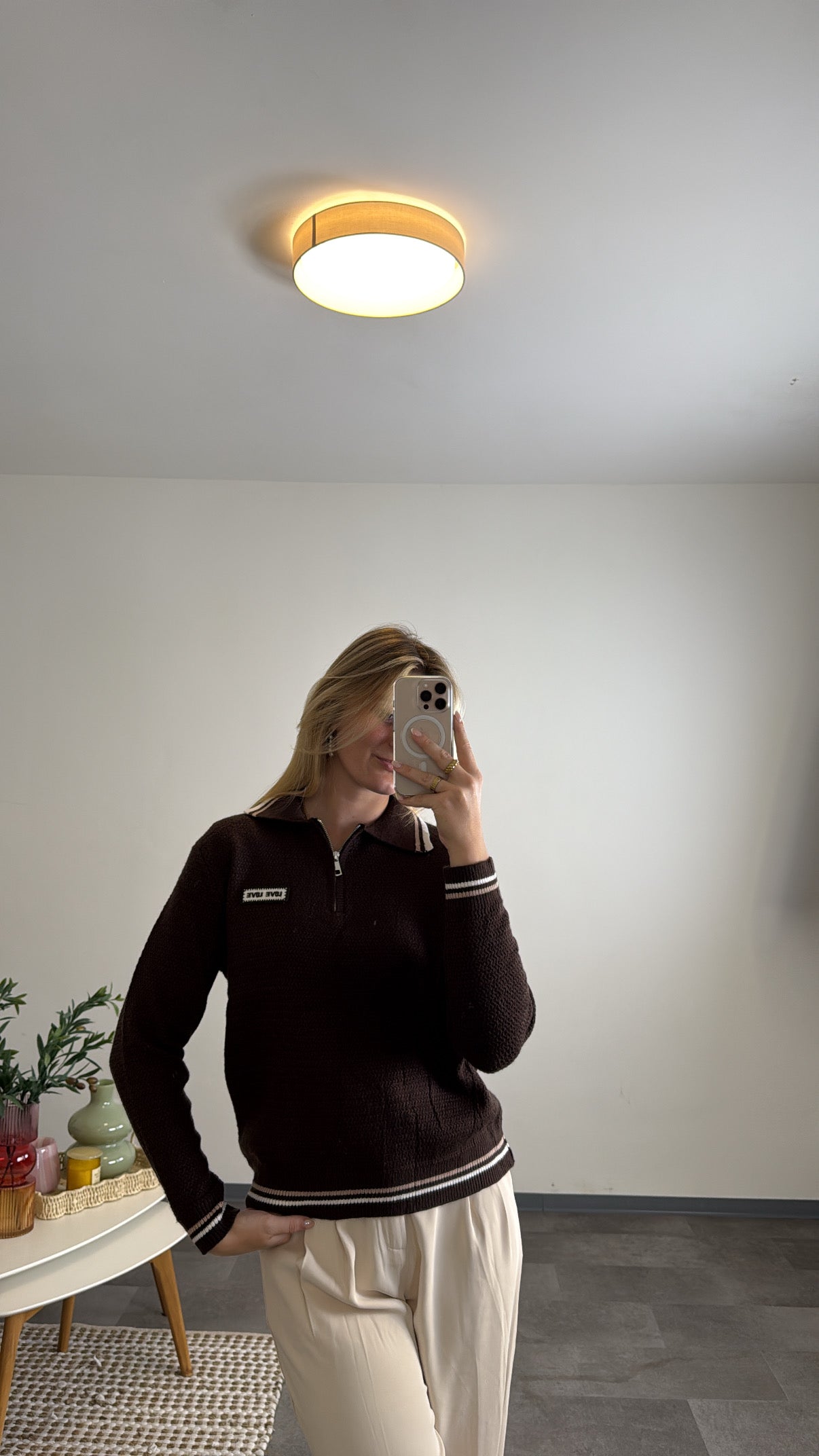 Love Pulli mit Reisverschluss und Kragen