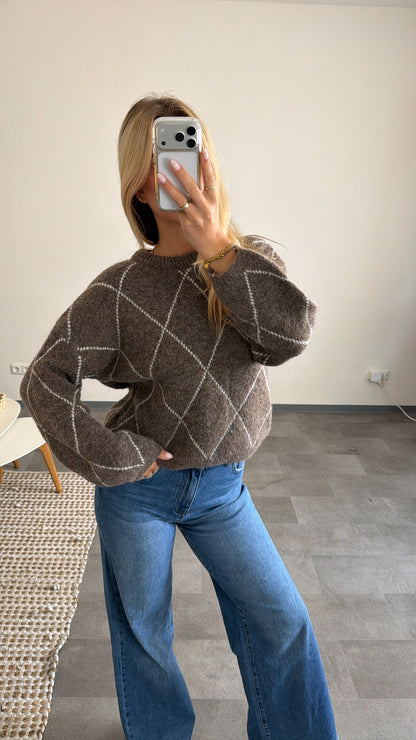 ARGYLE KNIT SWEATER MOCCA WHITE