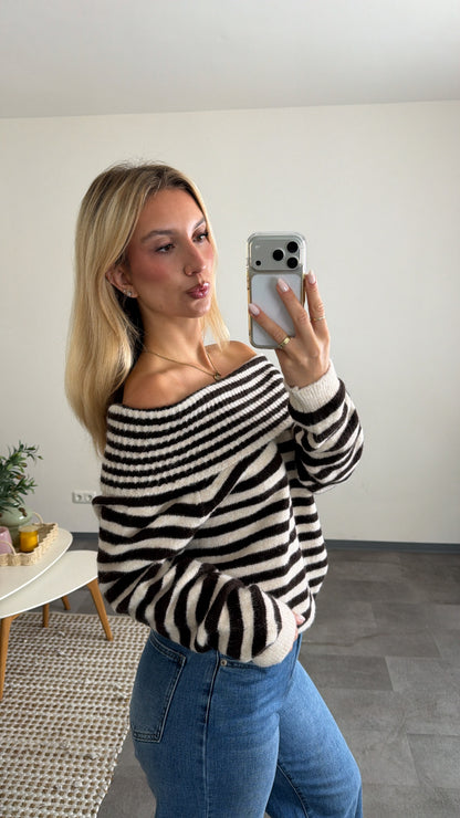 OFF-SHOULDER STRIPED PULLOVER CHOCLATE CREAM