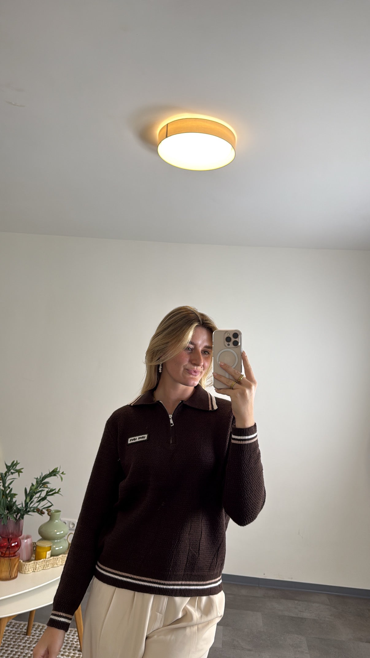 Love Pulli mit Reisverschluss und Kragen