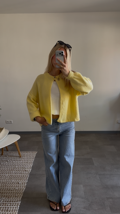 ONE BUTTON CARDIGAN BUTTER YELLOW