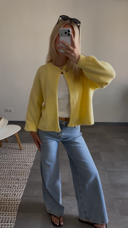 ONE BUTTON CARDIGAN BUTTER YELLOW