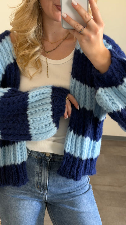 CHUNKY CARDIGAN BLUE DREAM