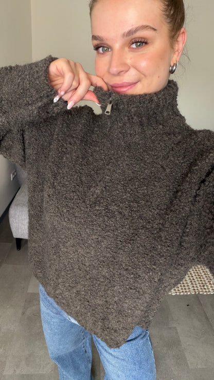 TEDDY BOUCLE HALF ZIP SWEATER MOCCA