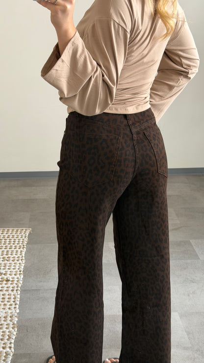 WIDE LEG LEO JEANS