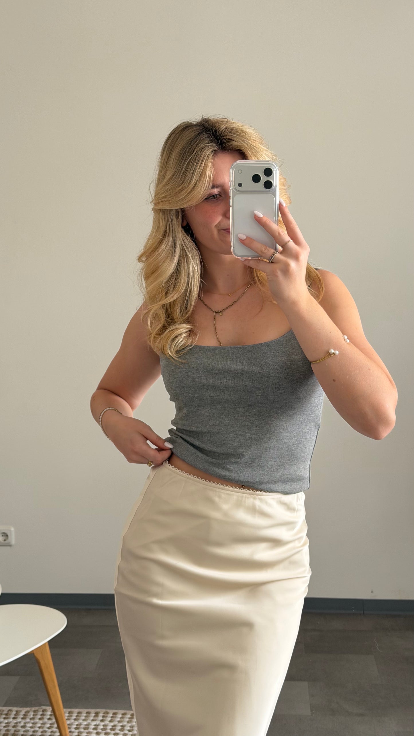 BASIC CAMI TOP GREY