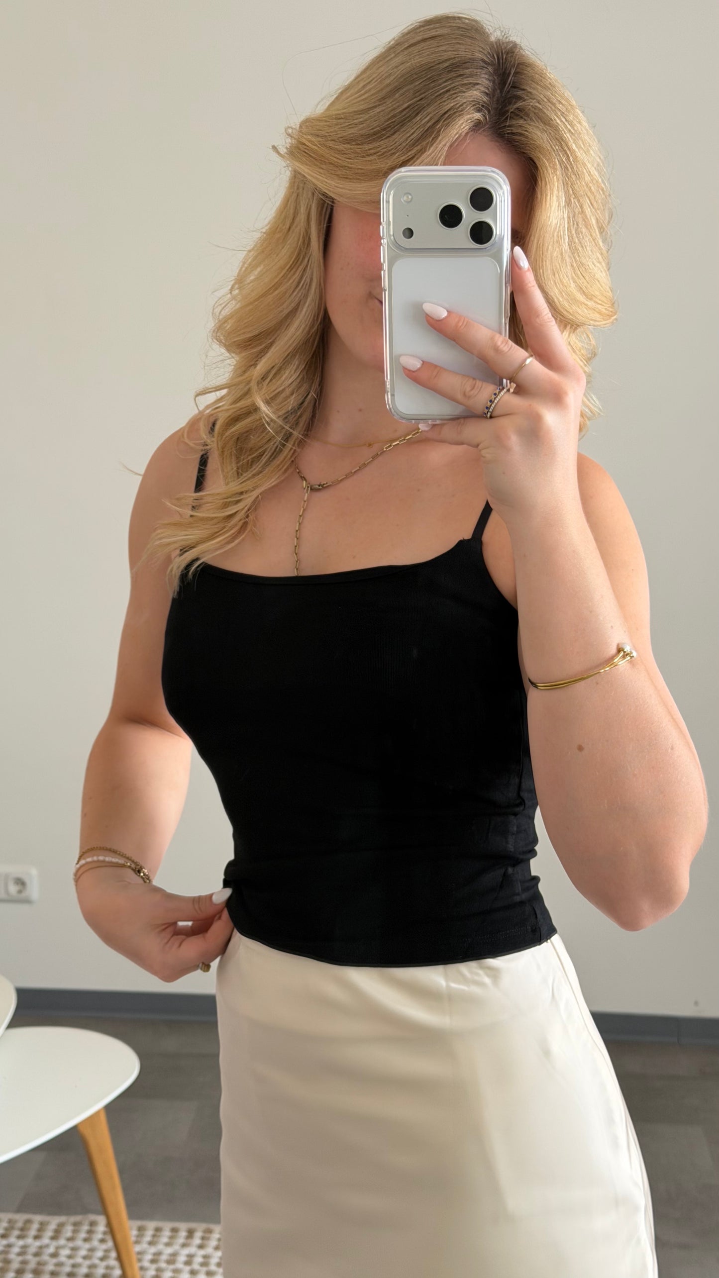 BASIC CAMI TOP BLACK