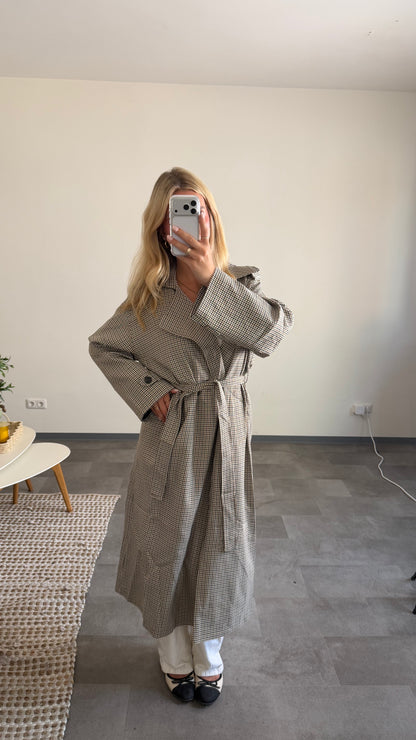 GINGHAM TRENCHCOAT