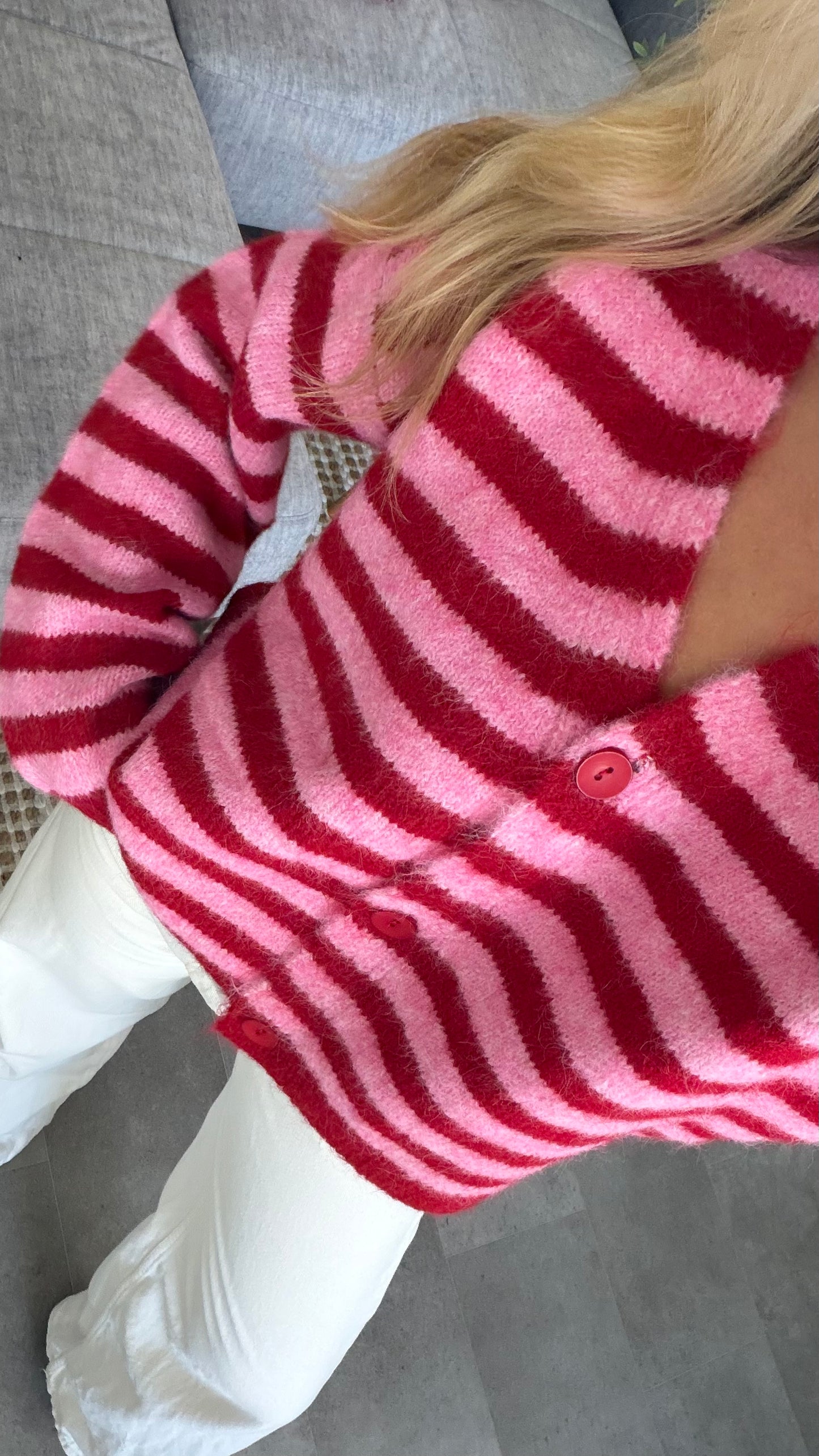 SOFT V-NECK CARDIGAN CHERRY ROSE