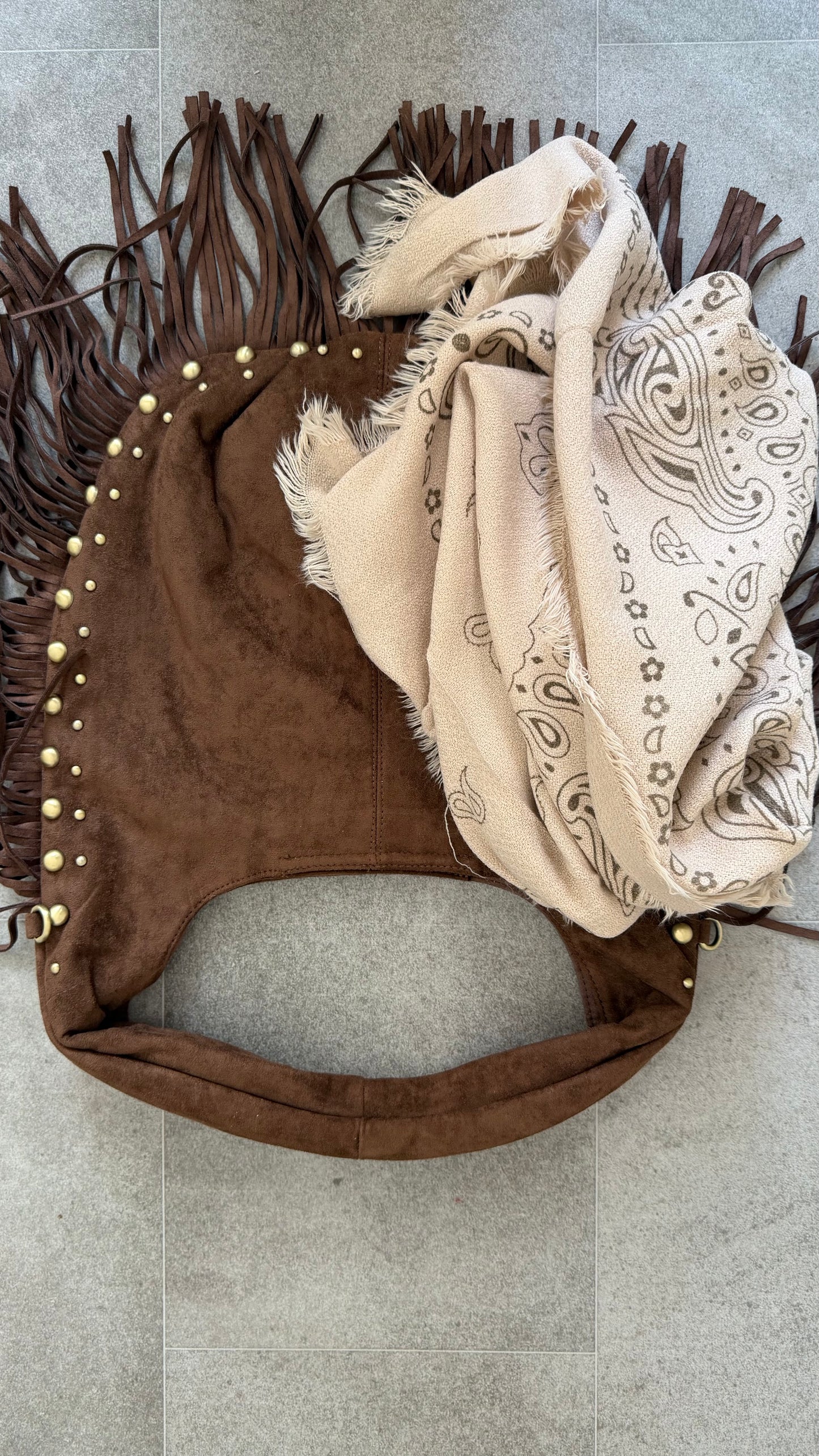 PAISLEY SCARF BEIGE