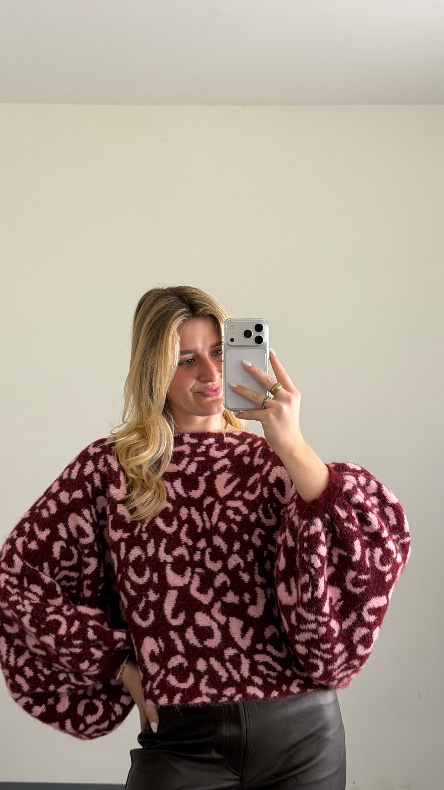 LEO BALLOON KNIT PULLOVER BURGUNDY ROSE
