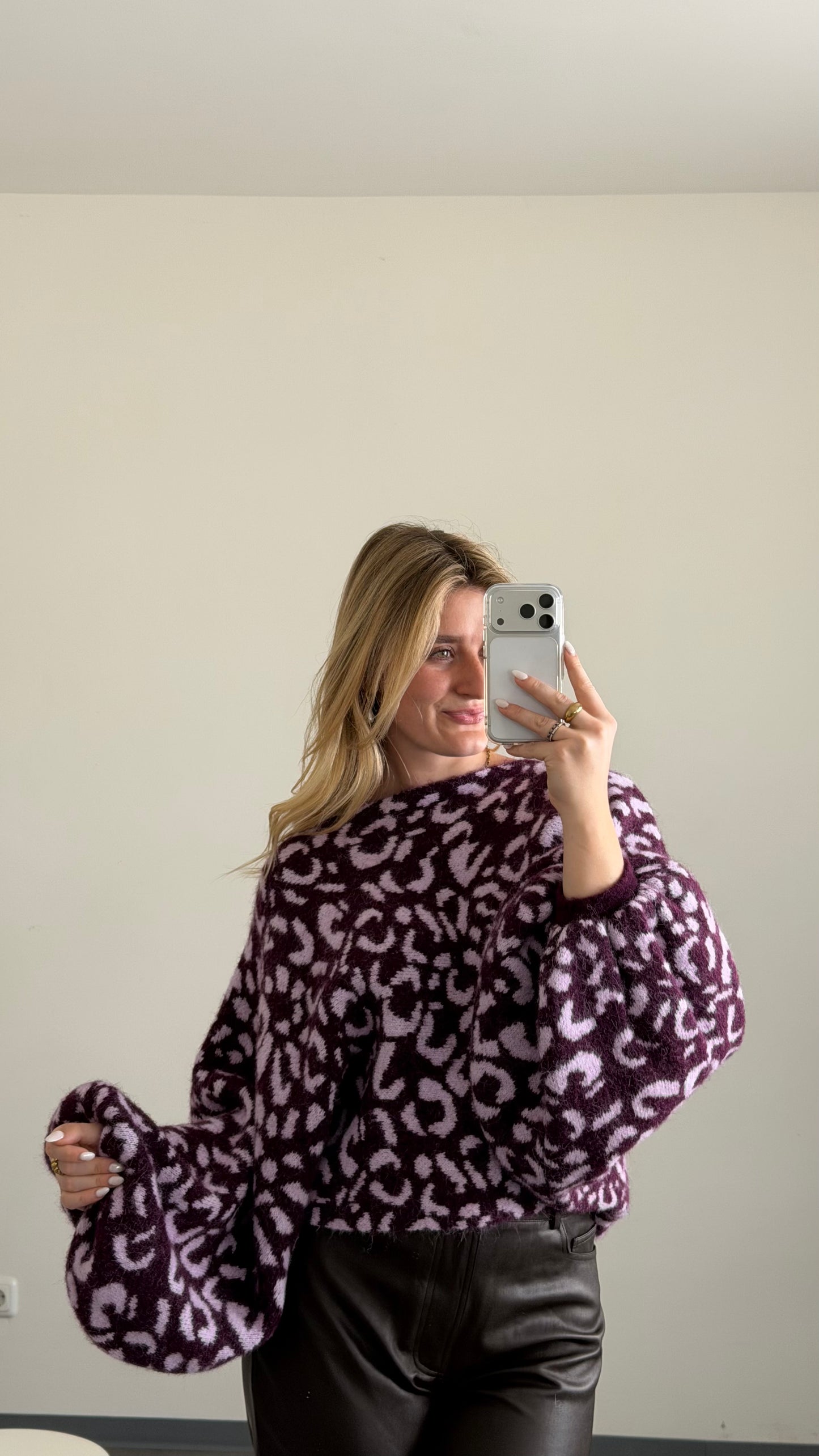 LEO BALLOON KNIT PULLOVER PLUM