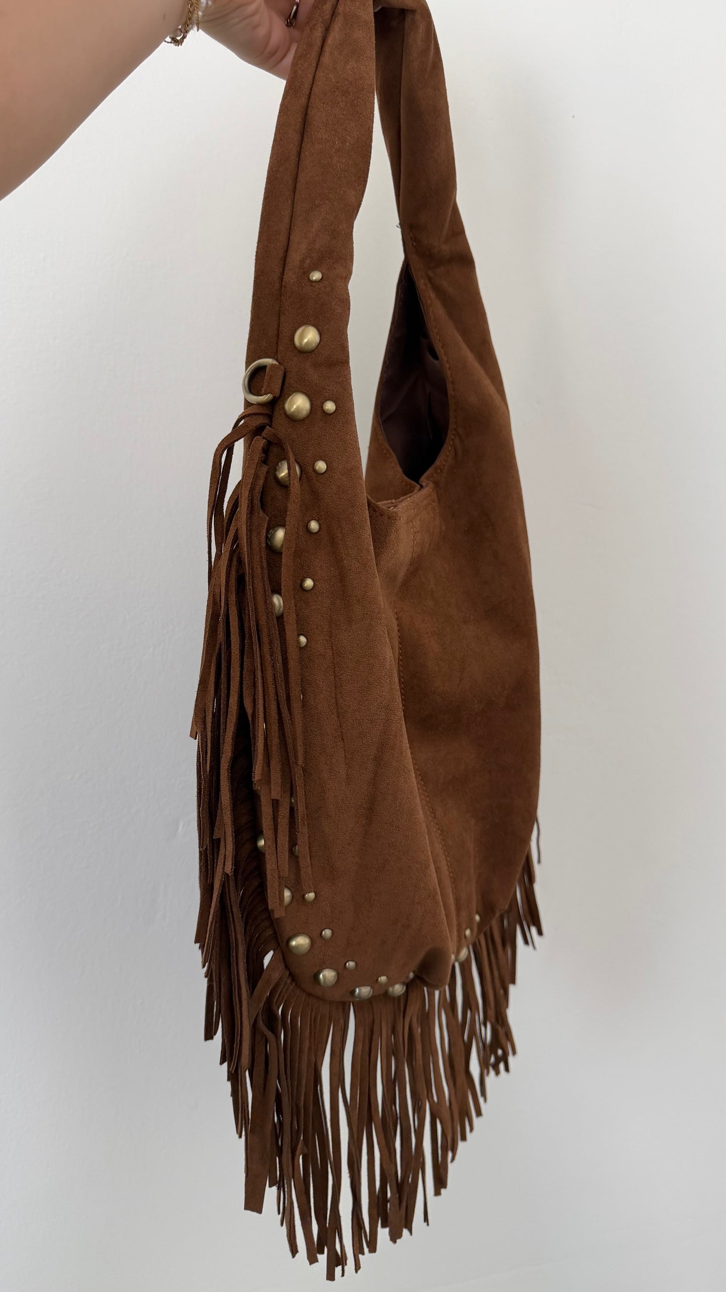 STUDDED FRINGE BAG CAMEL