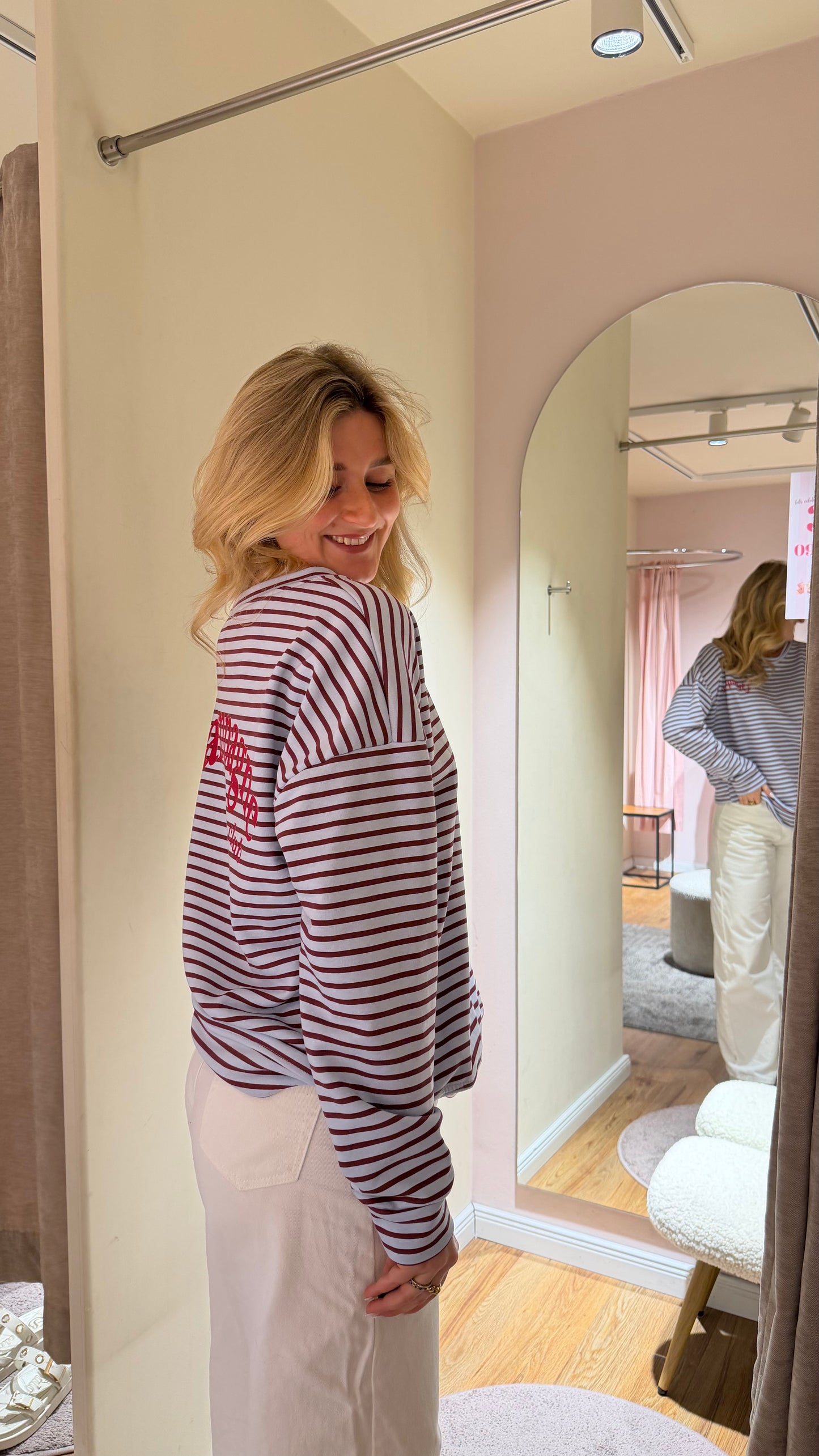 CHAMPAGNE CLUB SWEATER BLUE BURGUNDY