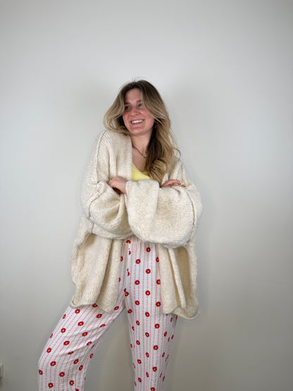 Beiger Cardigan mit Außennaht
