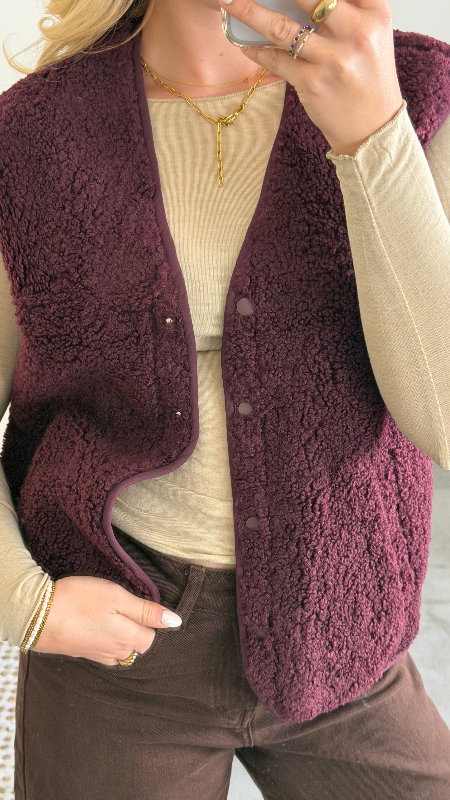TEDDY VEST PLUM