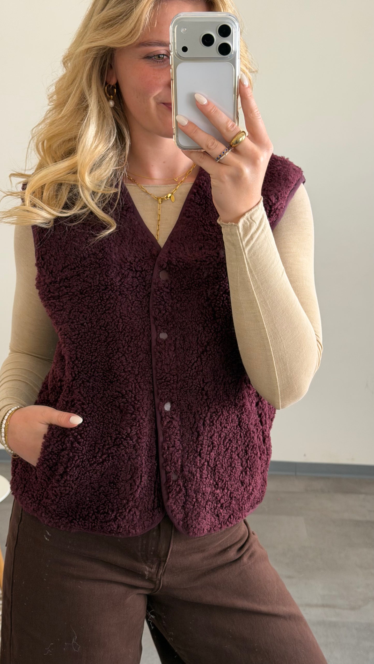 TEDDY VEST PLUM