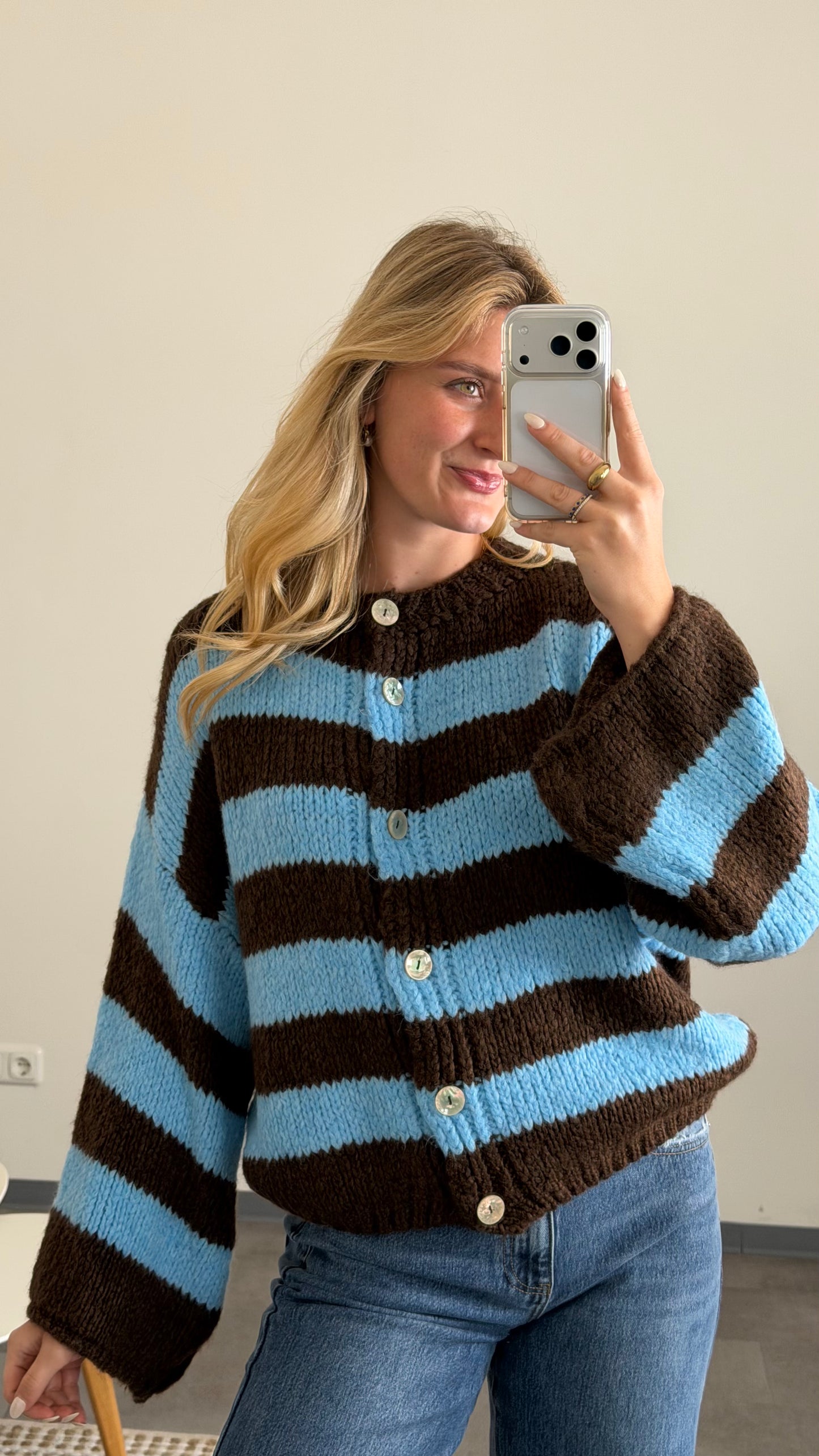 HIGH NECK BUTTON STRIPE CARDIGAN BROWN BLUE