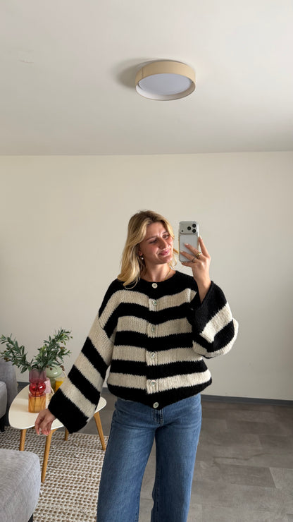 HIGH NECK BUTTON STRIPE CARDIGAN BLACK WHITE