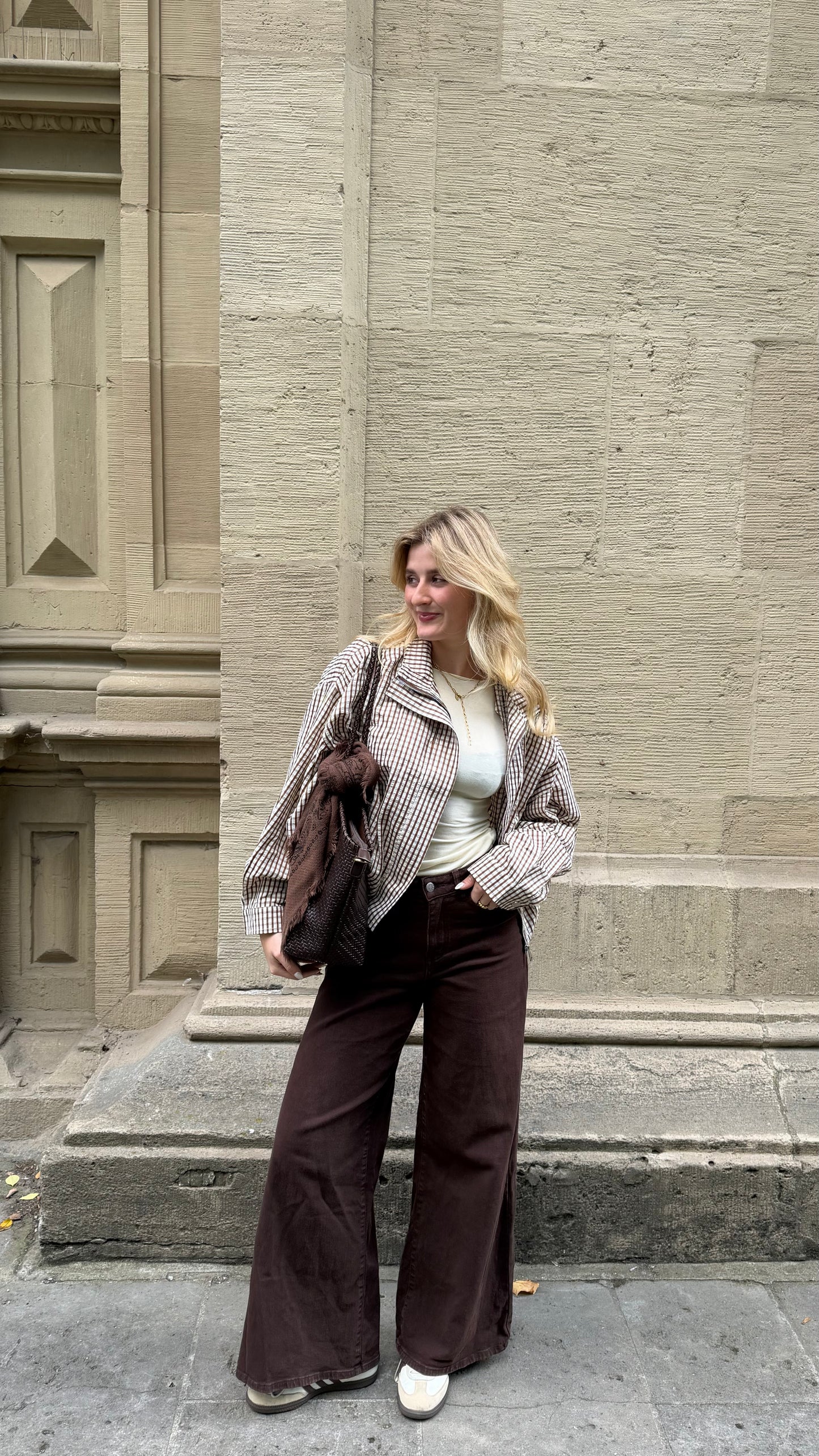 LIGHT CHECK BOMBER JACKET