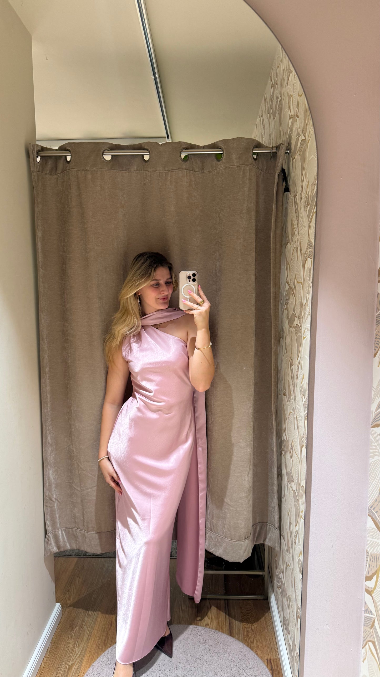 ASYMMETRISCHES KLEID MIT SCHAL DETAIL ROSA