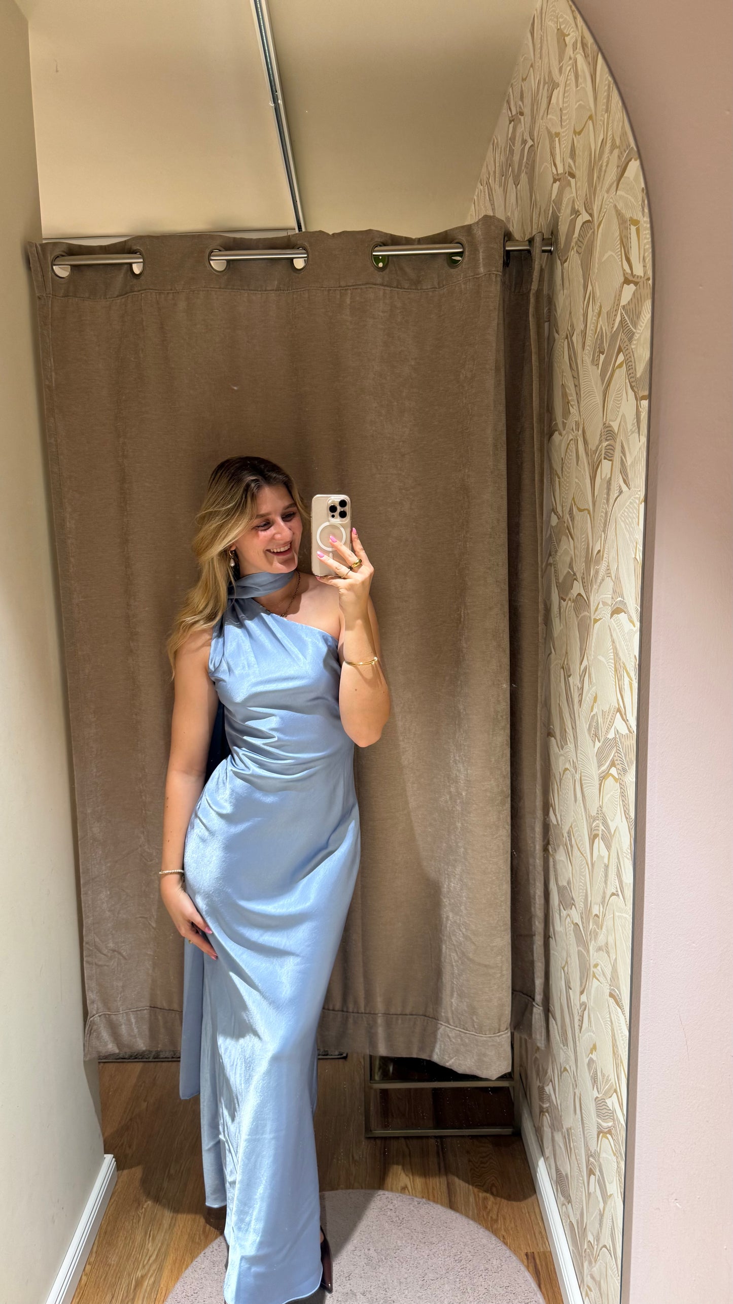 ASYMMETRISCHES KLEID MIT SCHAL DETAIL LIGHT BLUE