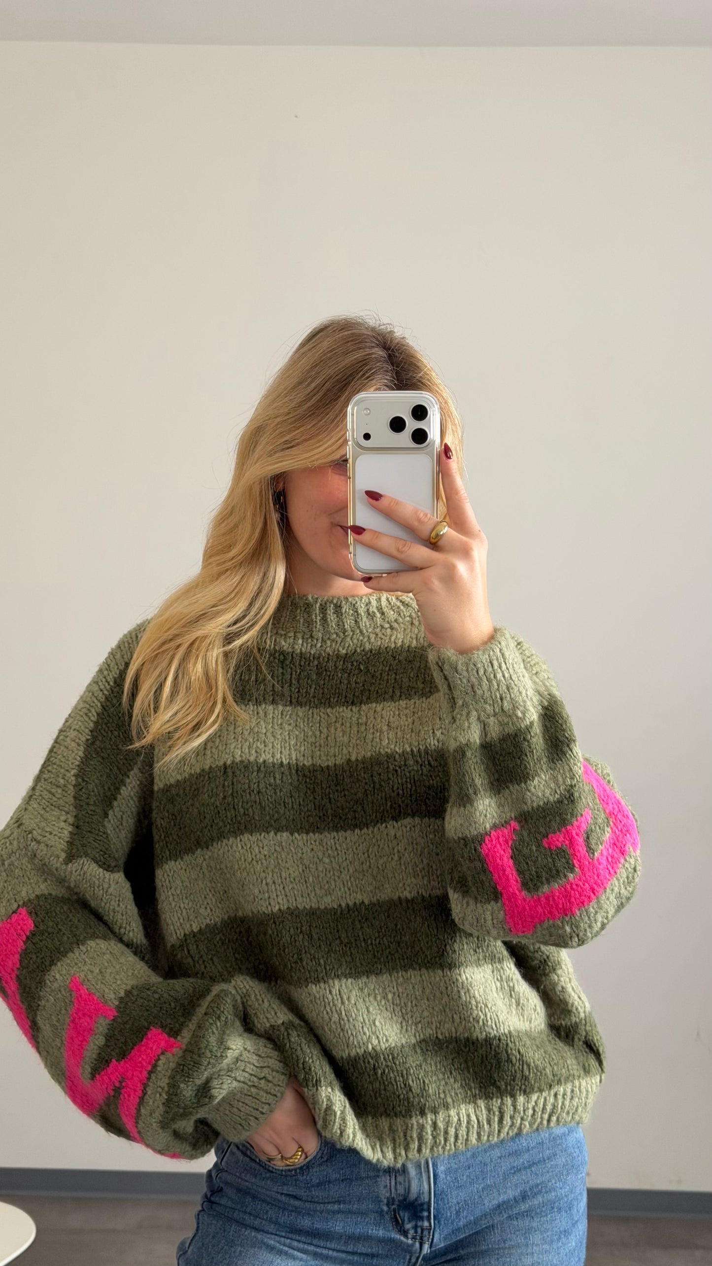 NAMASTE PULLOVER GREEN