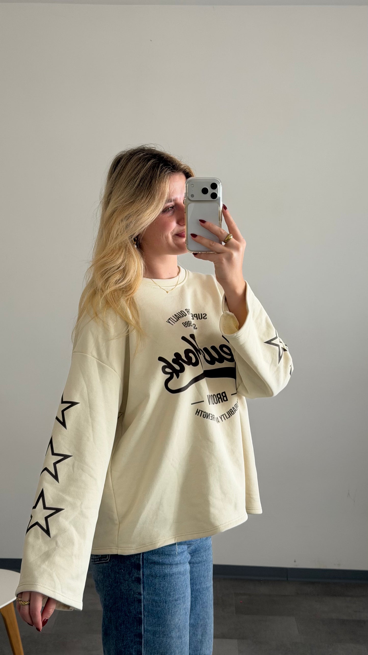 STAR SLEEVE SWEATER BEIGE
