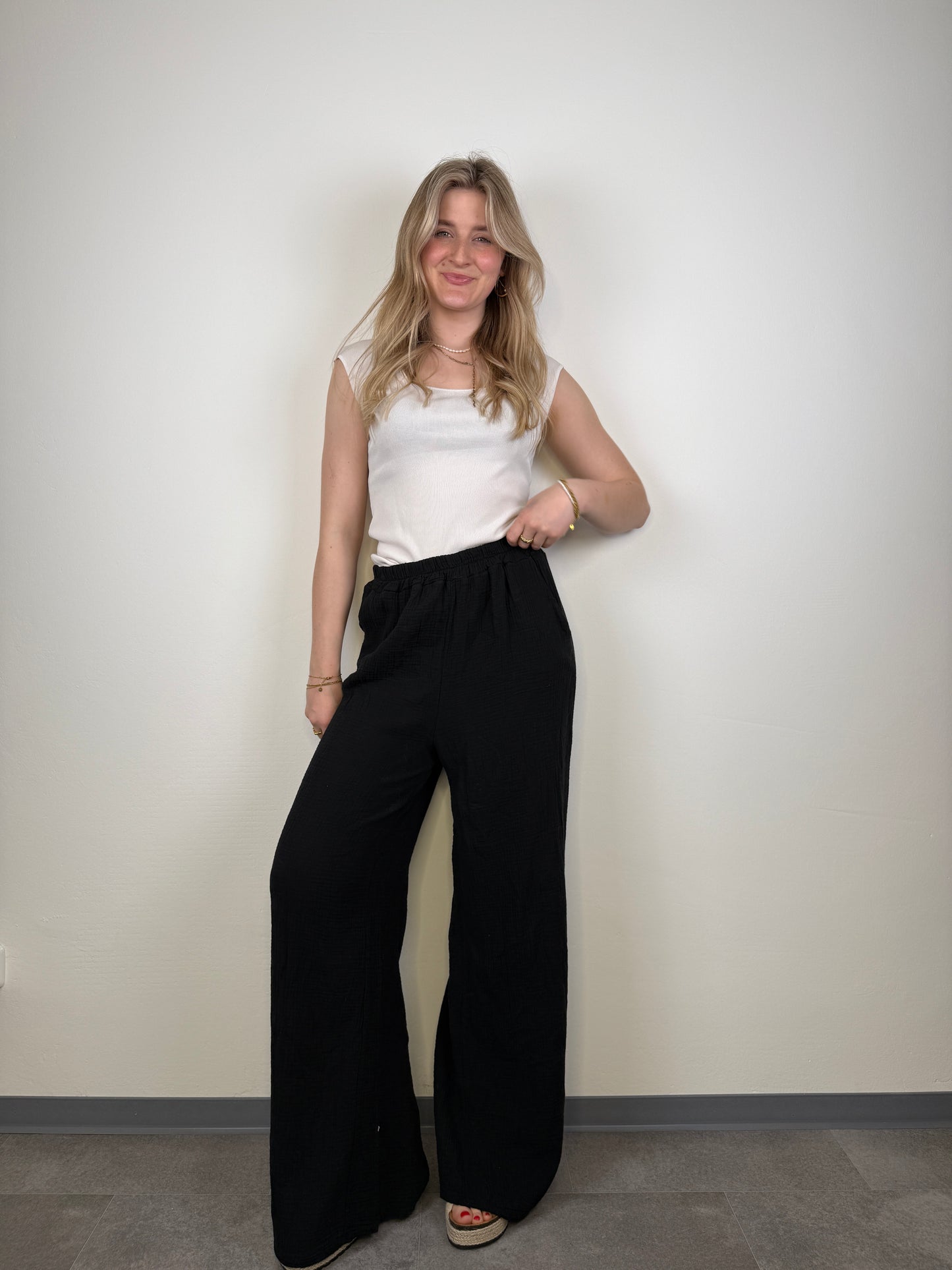 schwarze Musselinhose lang