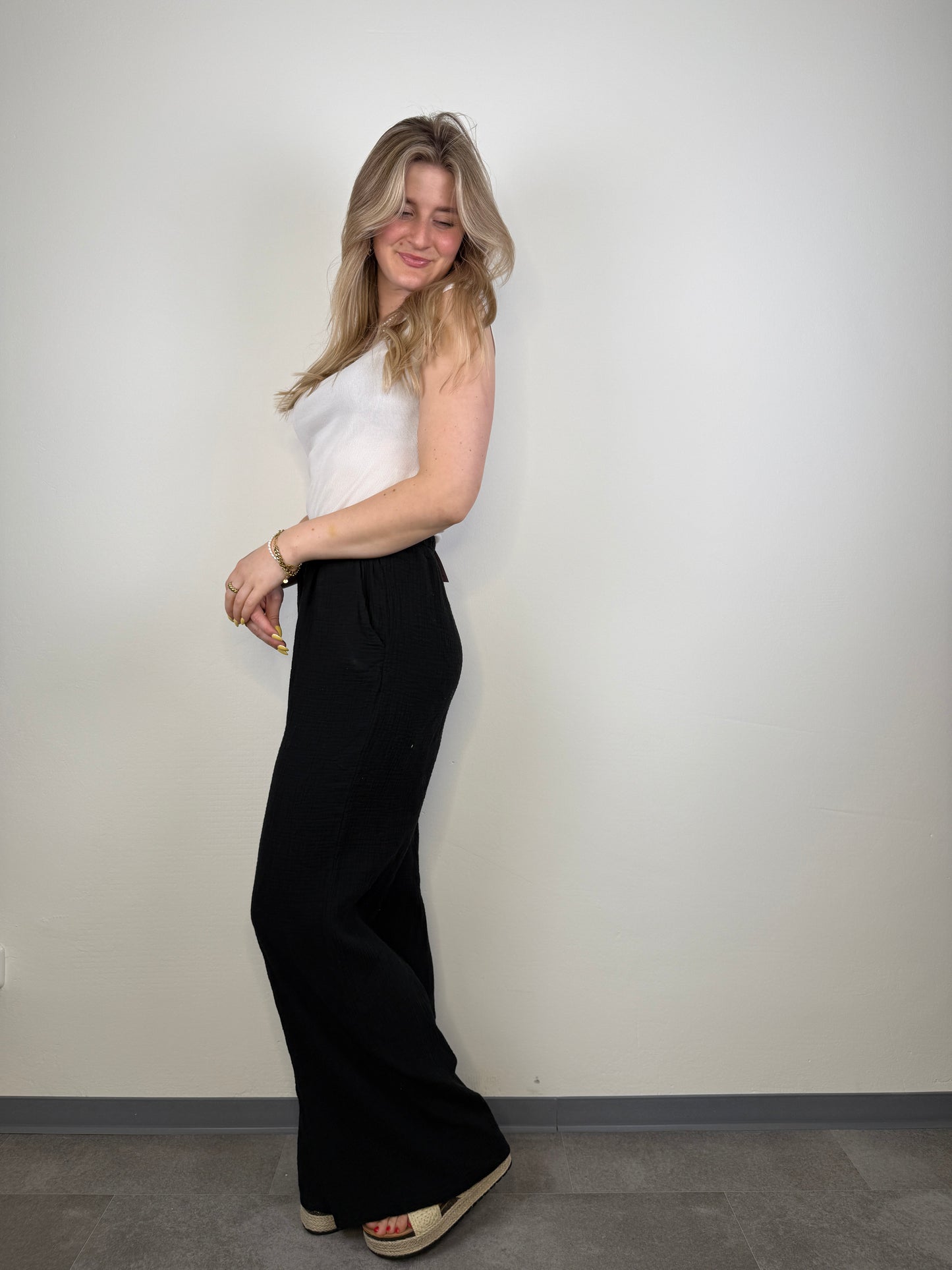 schwarze Musselinhose lang