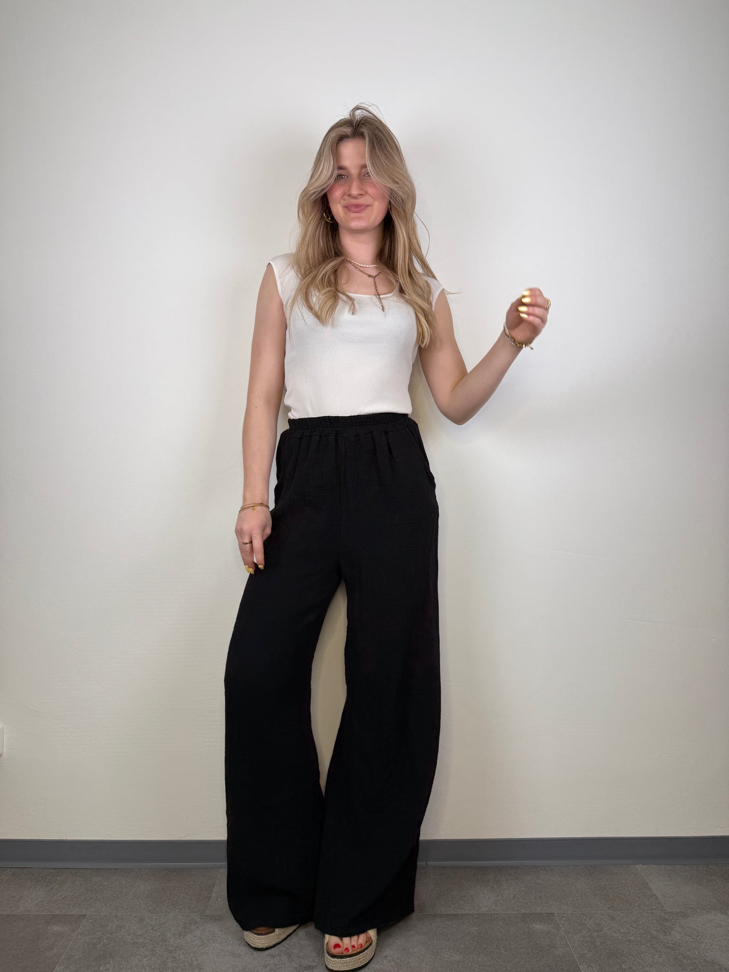 schwarze Musselinhose lang
