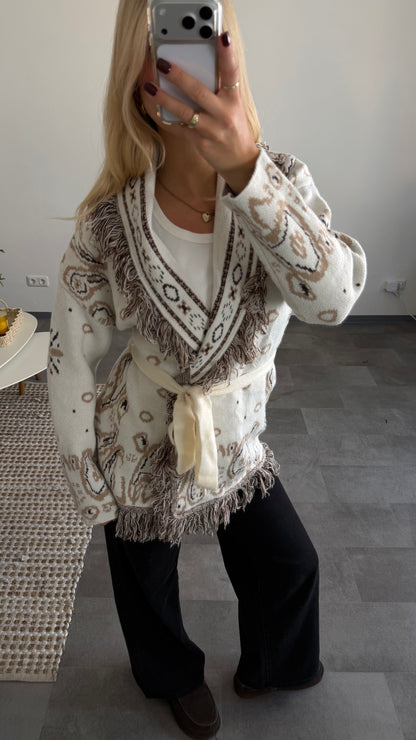 PAISLEY CARDIGAN CREAM MIT FRANSEN (Kopie)