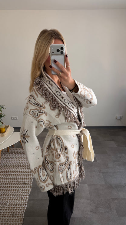 PAISLEY CARDIGAN CREAM MIT FRANSEN (Kopie)