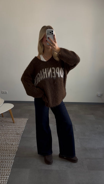 COZY COPENHAGEN KNIT BROWN