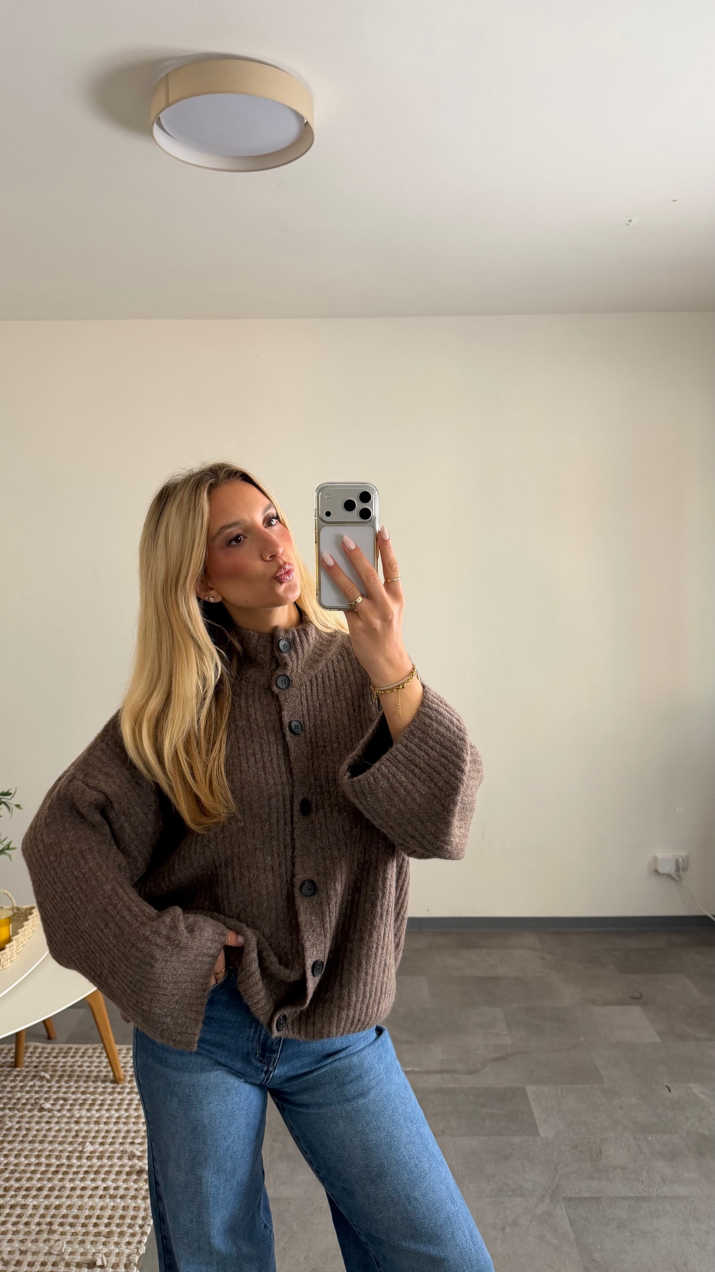 HIGH FUNNEL NECK BUTTON CARDIGAN MOCCA