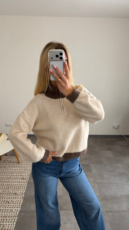 CONTRAST HALF-ZIP SWEATER VANILLA MOCCA